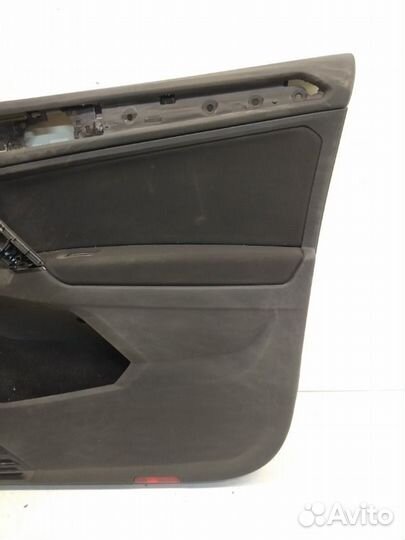 Обшивка двери передняя правая Volkswagen Tiguan 1