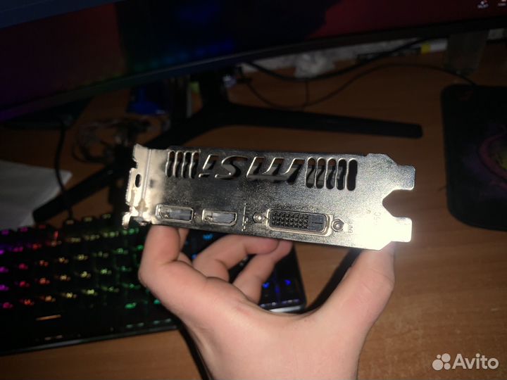 Видеокарта MSI Aero GTX 1050 ti 4 Gb