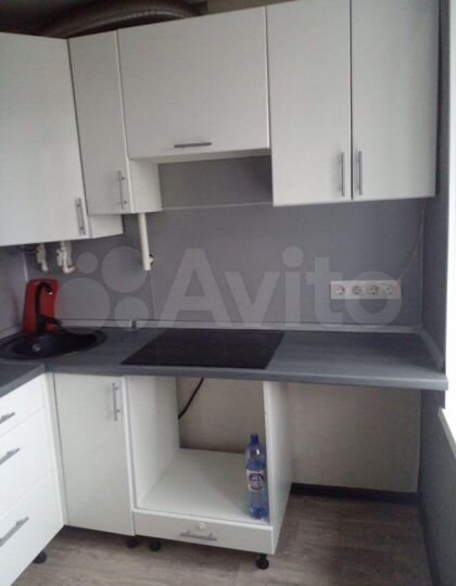 2-к. квартира, 42 м², 1/5 эт.