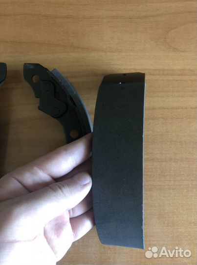 Задние тормозные колодки vw polo новые