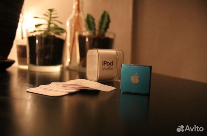 Apple iPod shuffle 4 2Gb плеер