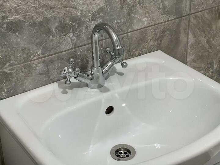 2-к. квартира, 40,9 м², 1/5 эт.