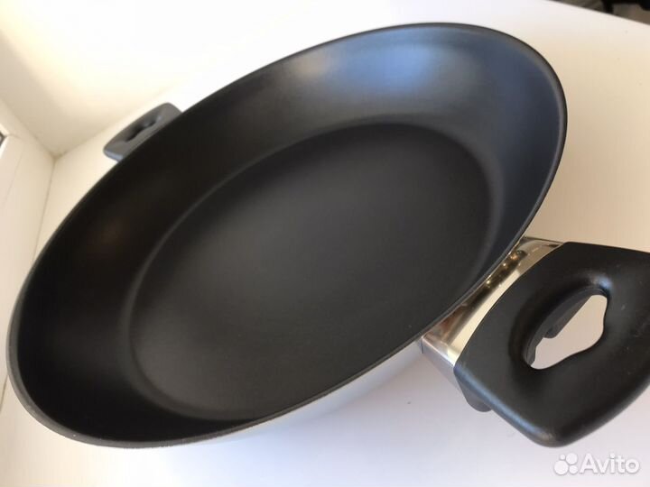 Сковорода amway новая