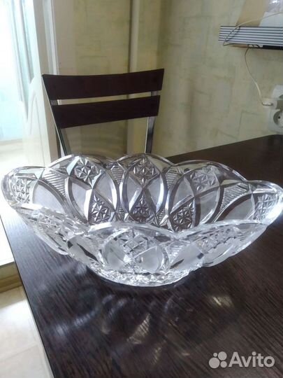 Ваза хрустальная ладья