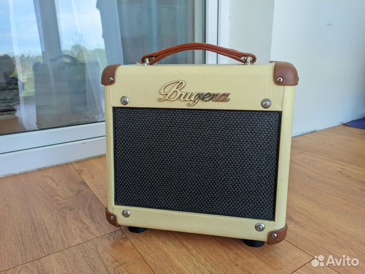 Ламповый Комбо Bugera BC15