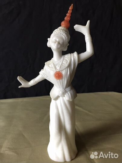 Флакон духов коллекционный Avon