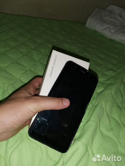 Samsung Galaxy A7 (2018), 4/64 ГБ