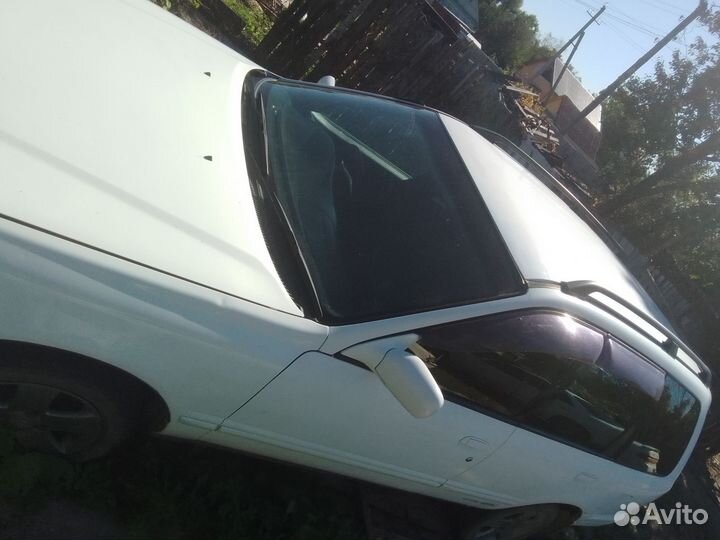 Nissan Wingroad 1.8 AT, 1997, 285 333 км