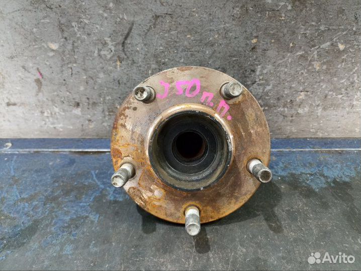 Ступица передняя правая Infiniti Ex J50