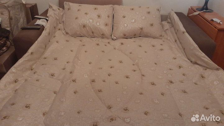 Одеяло 2 спальное. 2 подушки