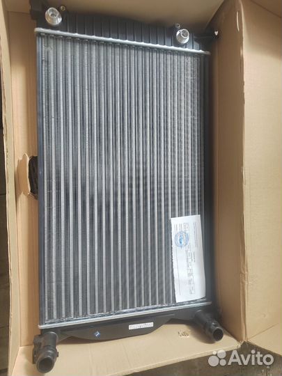 Радиатор охлаждения на Ауди