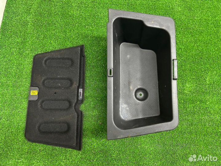 Ящик для инструментов правый Chevrolet Captiva