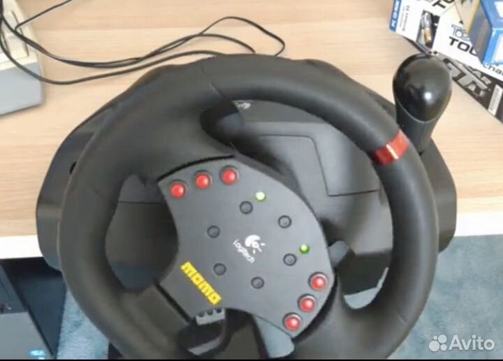 Руль Logitech momo Racing Force Feedback