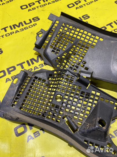 Жабо LADA Largus