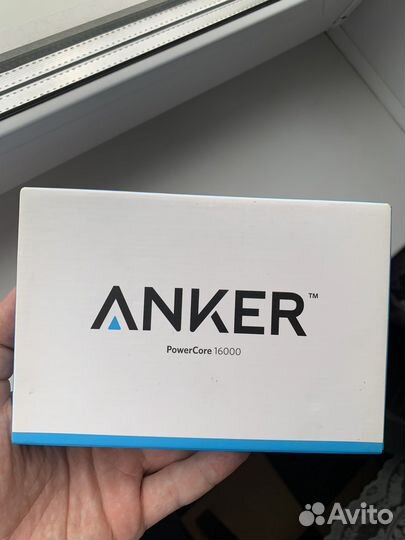Повербанк Anker PowerCore 15600 и 16000 белый