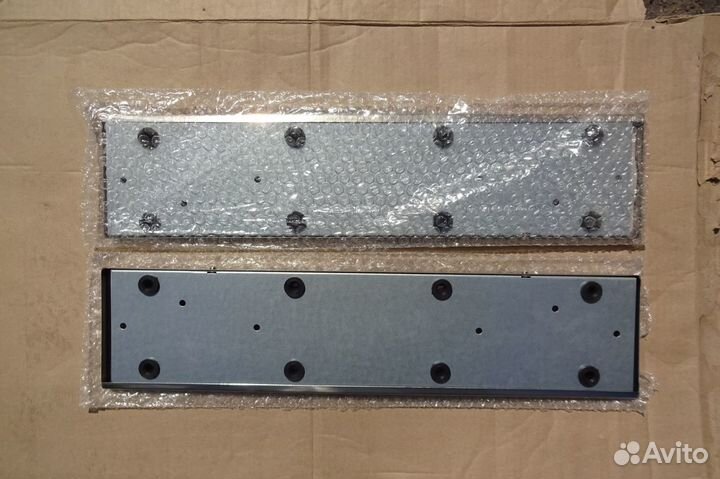 Рамки номерные металлические хром