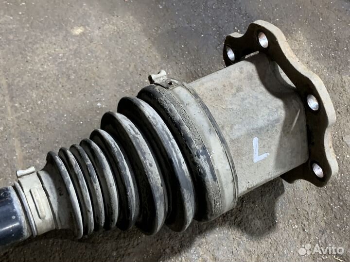 Привод передний Audi A7 4G