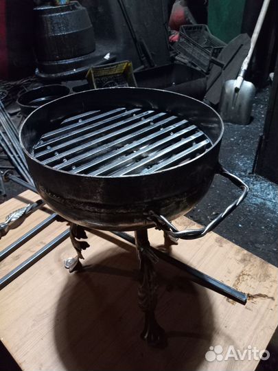 Барбекюшница кованая