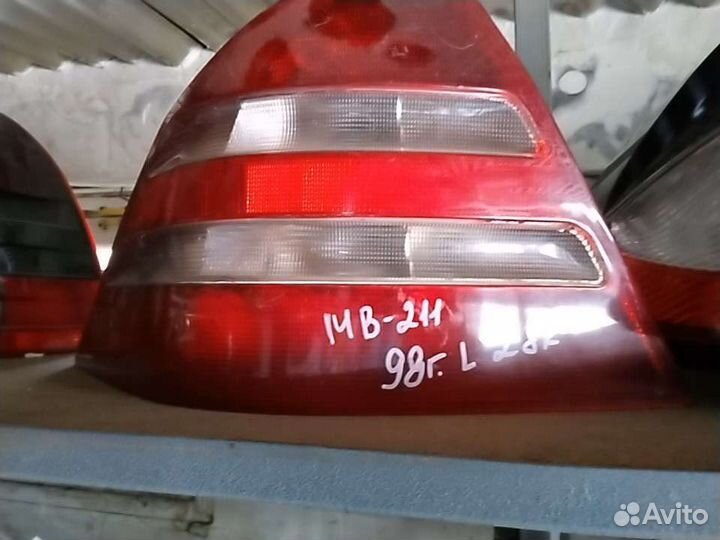 Фонарь мерседес 211 левый