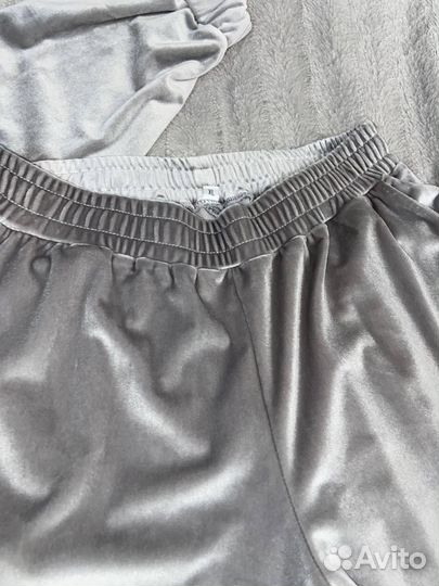 Костюм женский