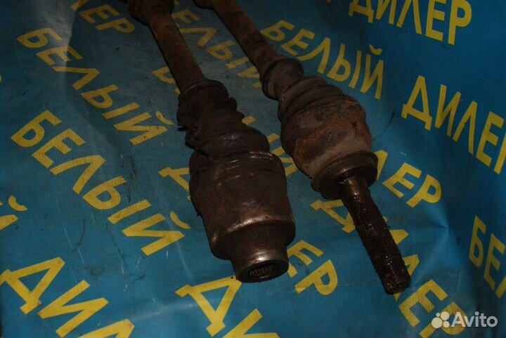 Полуось Mercedes Benz 100