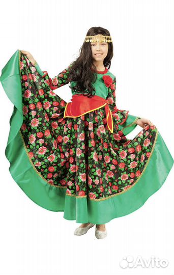 Продаю костюм