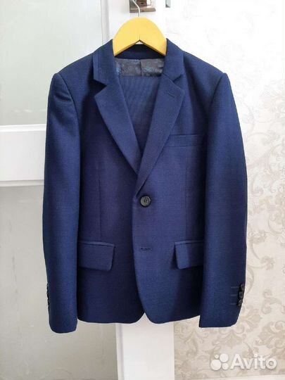 Костюм школьный