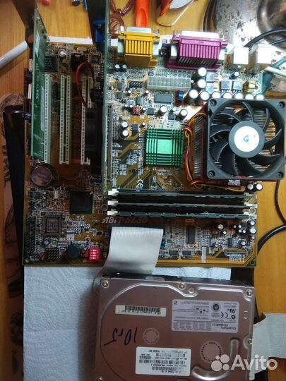 Ретро Материнская плата