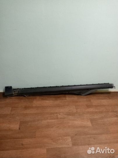 Накладка на порог (наружная) левая Volkswagen