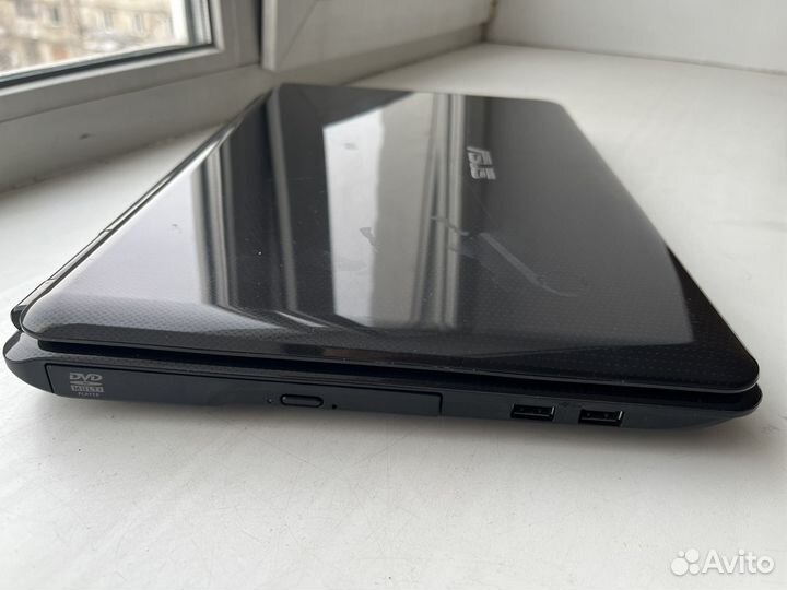 Ноутбук asus