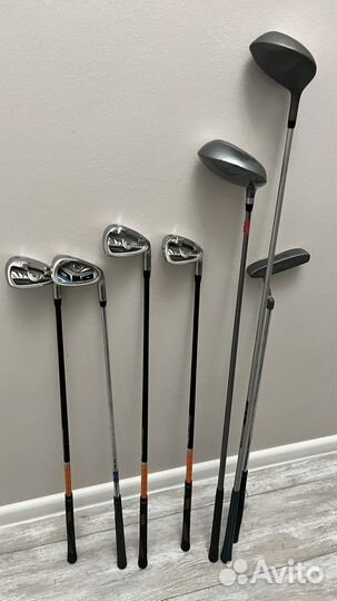 Клюшки для гольфа 17штук (на 2 кат. роста) и бэг