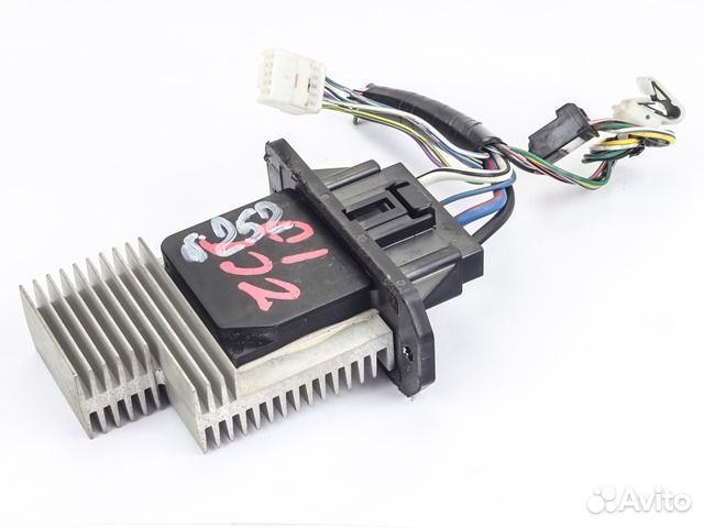 Резистор отопителя Toyota Opa