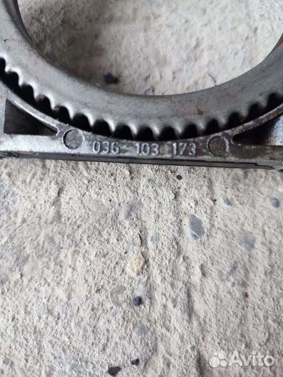 Крышка коленвала Фольксваген Гольф 5 1.4 TSI