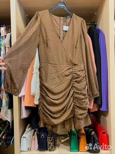 Платье mohito 44 новое