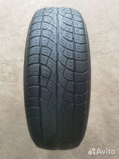 Bridgestone Dueler H/T 687 215/65 R16 98V