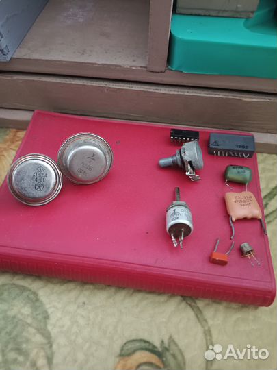 Транзисторы СССР радиодетали СССР