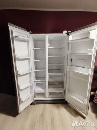 Холодильник двухдверный