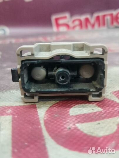 Форсунка омывателя фары Toyota Land Cruiser Prado