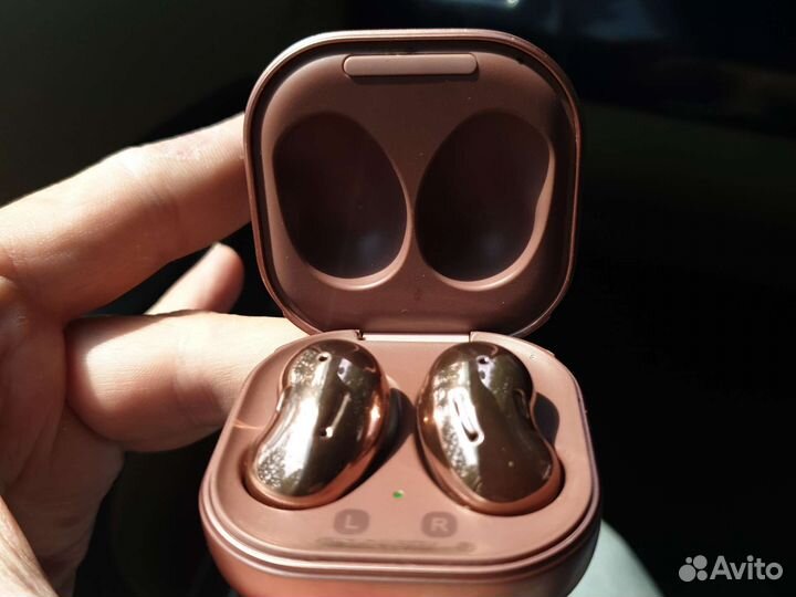 Samsung galaxy buds live