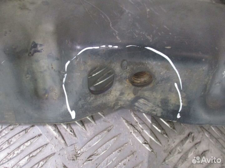 Кронштейн Volvo 82470757