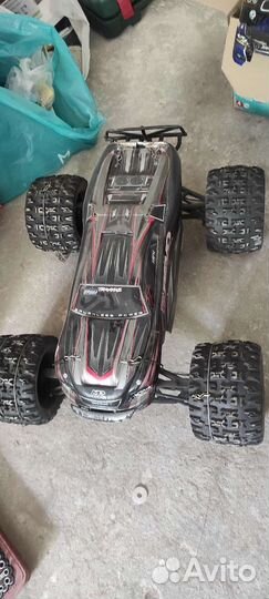 Traxxas e revo 1 8