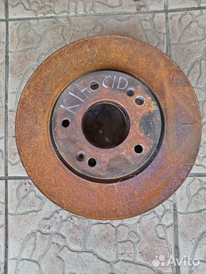 Диск тормозной передний на киа сид 2011г
