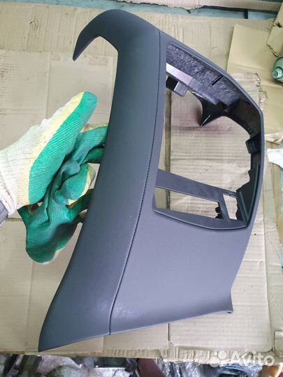 Накладка кузов внутри Cadillac Escalade 5 L87 6.2L