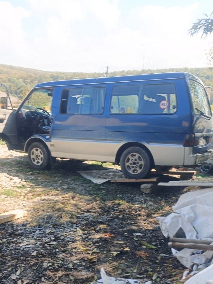 Kia Besta
