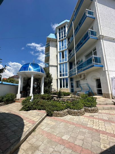 Гостиница, 2500 м²