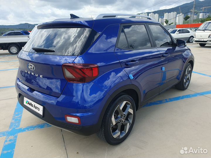 Hyundai Venue 1.6 AT, 2021, 33 600 км