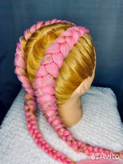 Стилист по прическам