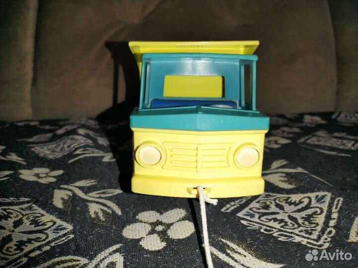 Игрушка детская времён СССР самосвал