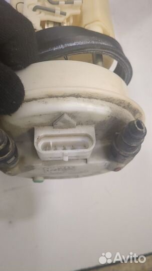 Насос топливный электрический Mitsubishi Carisma