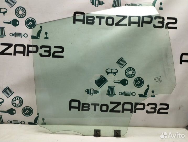 Стекло двери заднее левое Renault Duster K4MA606